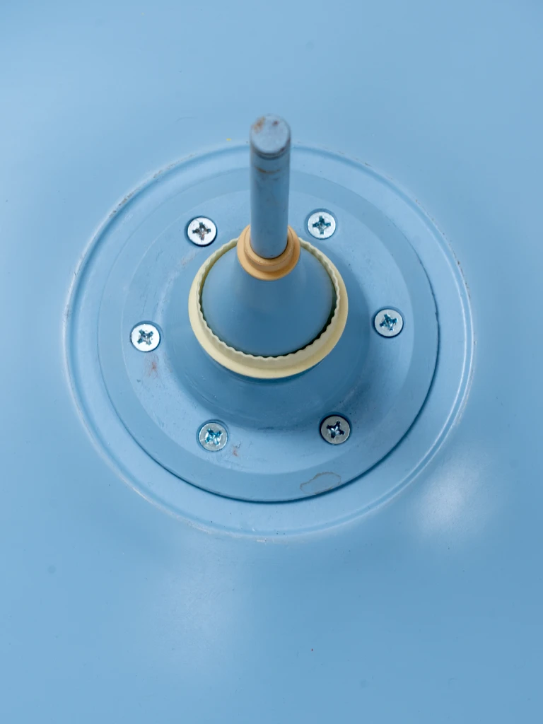 M + T - Vintage Knoll Chairs - Set Of 5 - K