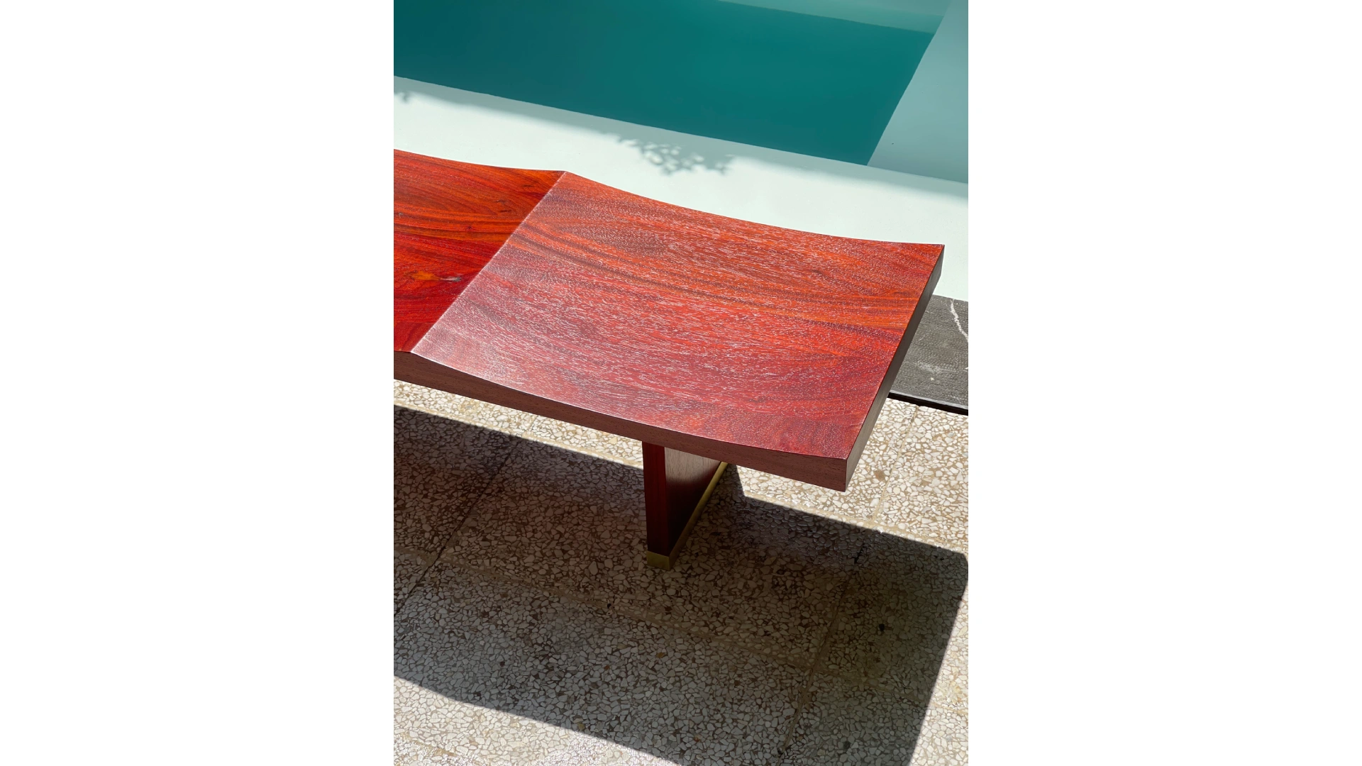 Banco_Vento_Rosso_-_F