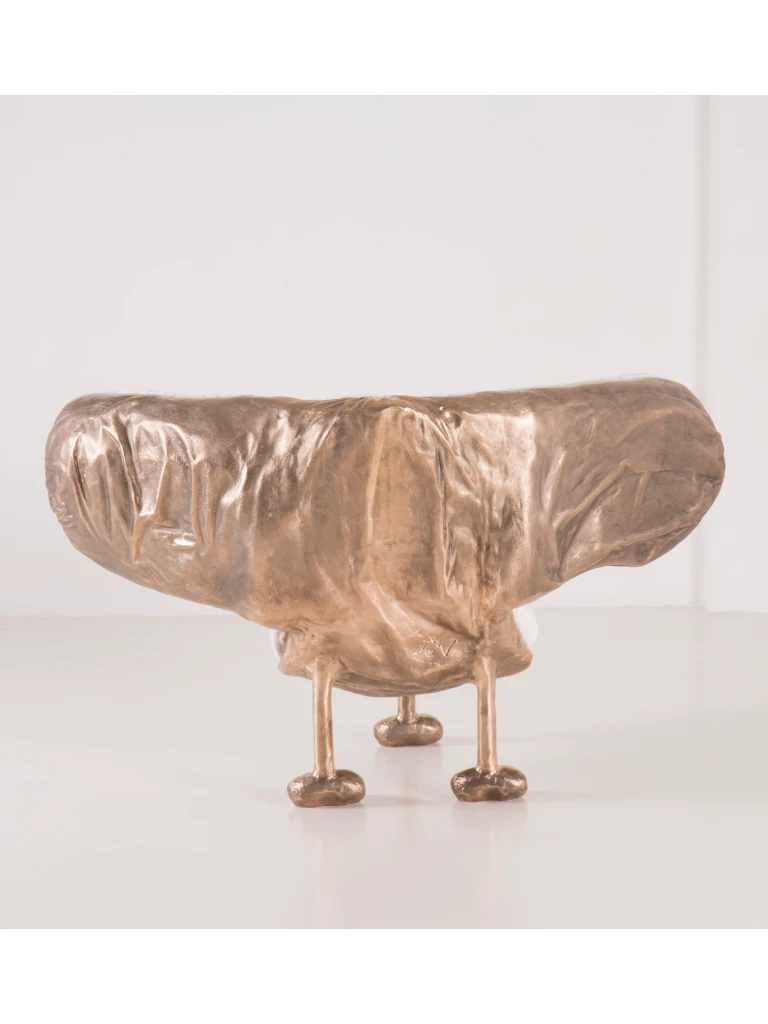 M + T - Sacco-Alato-Bronze-Roberto-Matta-White-03-ph_Mattia_Tonelli