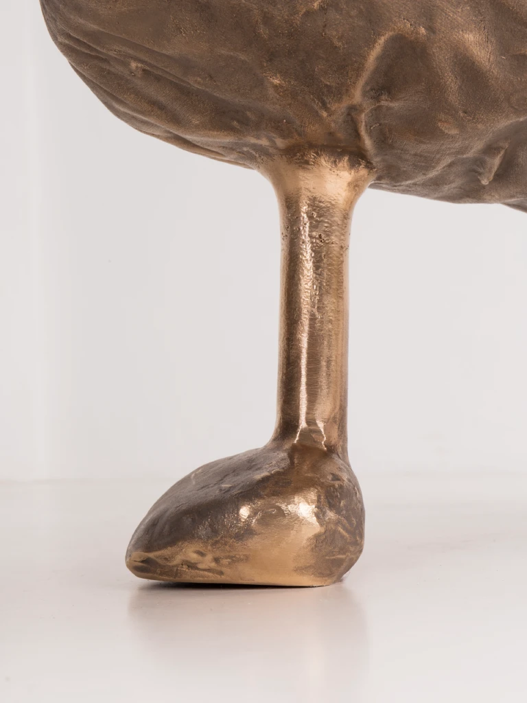 M + T - Sacco-Alato-Detail-Bronze-Roberto-Matta-White-03-ph_Mattia_Tonelli