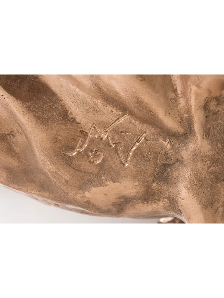 M + T - Sacco-Alato-Detail-Bronze-Roberto-Matta-White-05-ph_Mattia_Tonelli