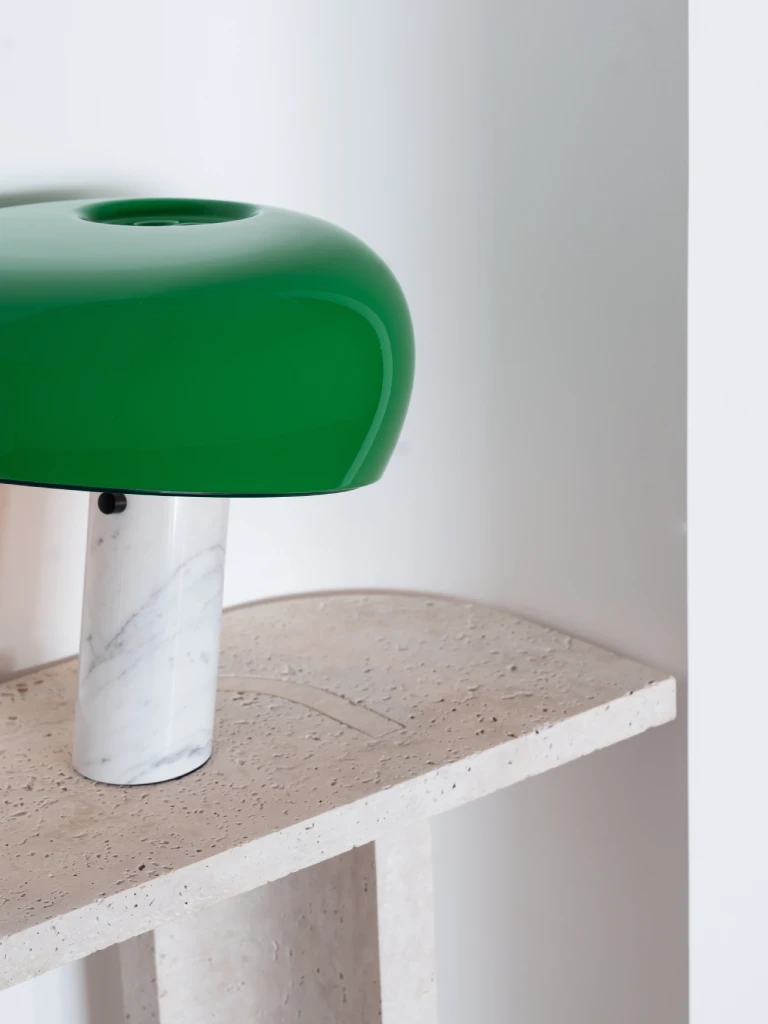 T-M - Forma Console - B