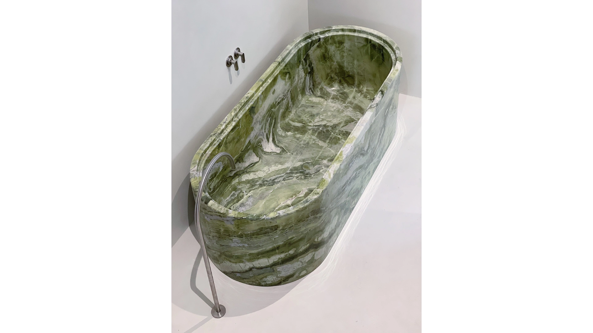 ob-desktop-Giardino di Smeraldo Tub - B