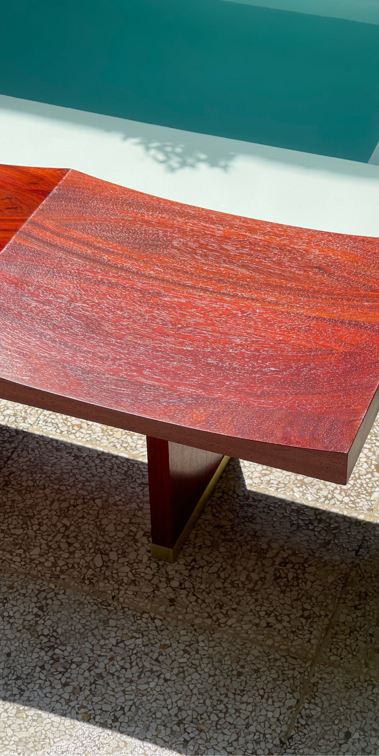 Banco Vento Rosso - M