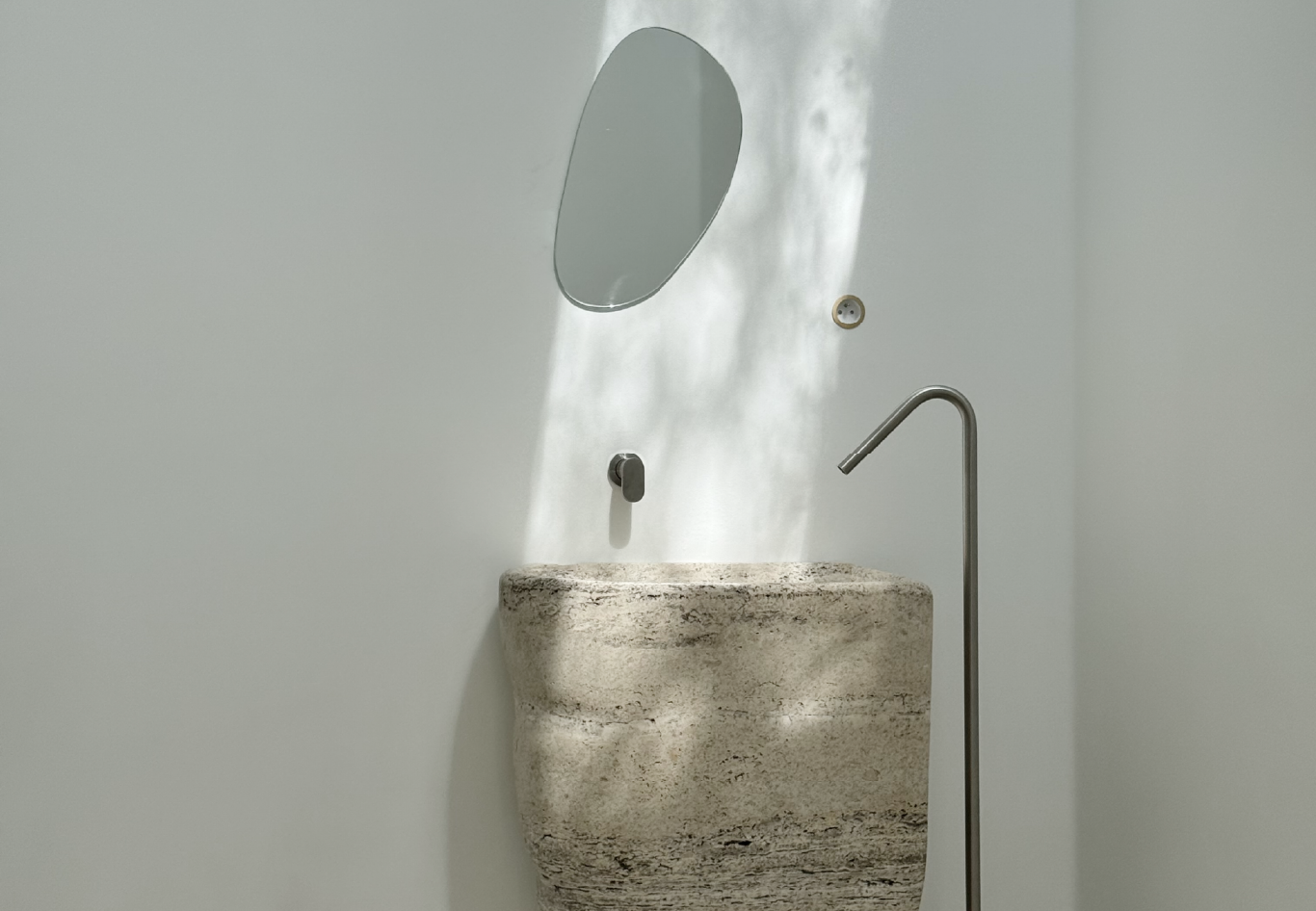 L_atelier Arman Safavi _— The Serenita - Ipad