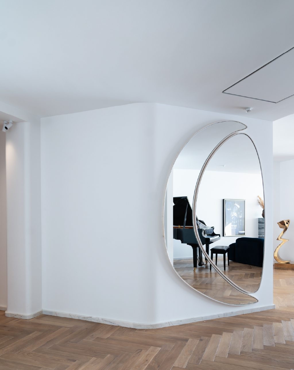 L_atelier Arman Safavi — Moon & Back Mirror - Ipad