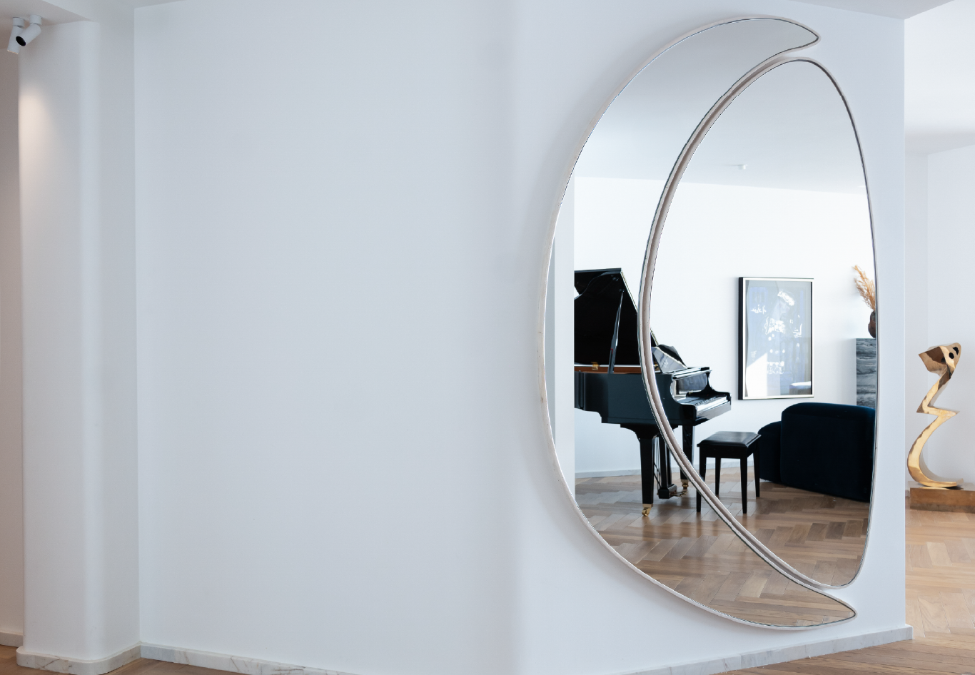 L_atelier Arman Safavi — Moon & Back Mirror - Ipad