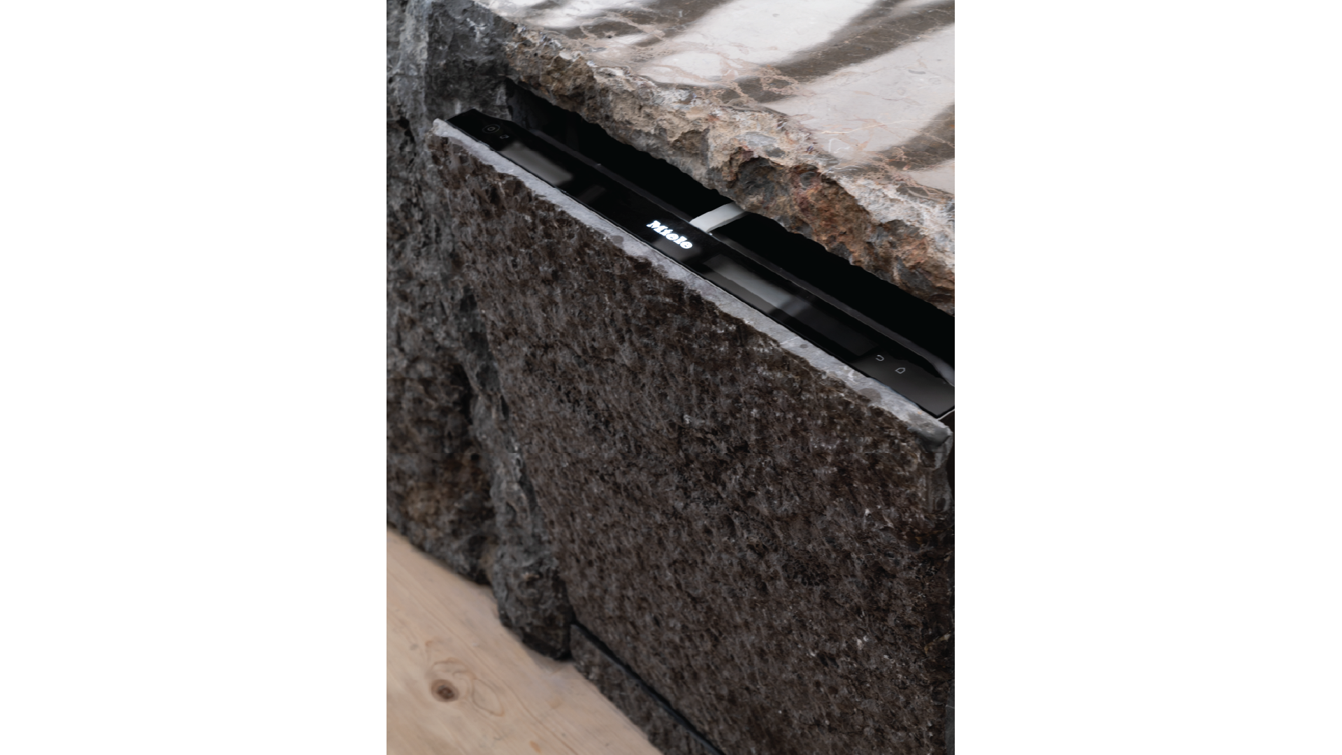 L'atelier Arman Safavi - Cucina Solida Come La Roccia F