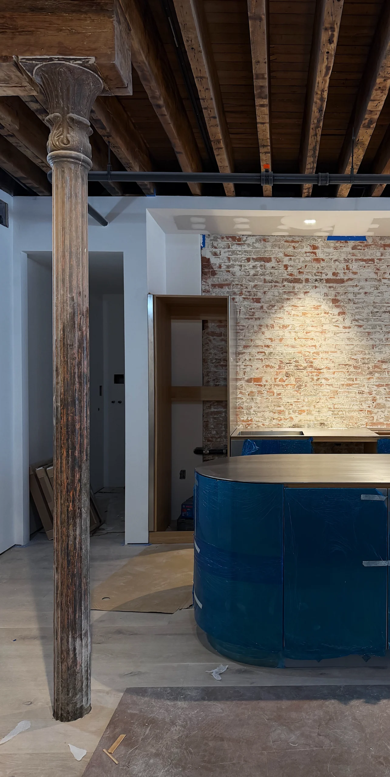 Top Slider, Loft JKN